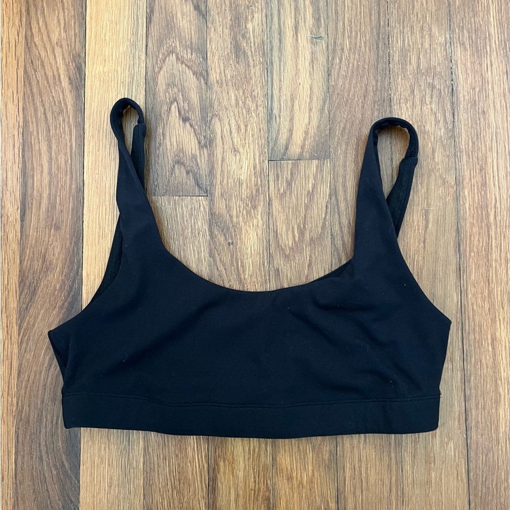Vuori Daily bra, size medium